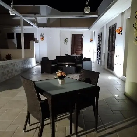 Il Pascia أوترانتو